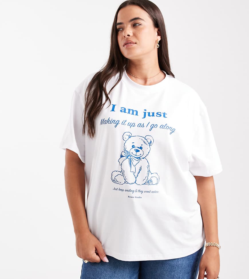 Renee Studio Plus - Exklusiv - Oversize-T-Shirt in Weiß mit Teddy-Grafik von Renee Studio