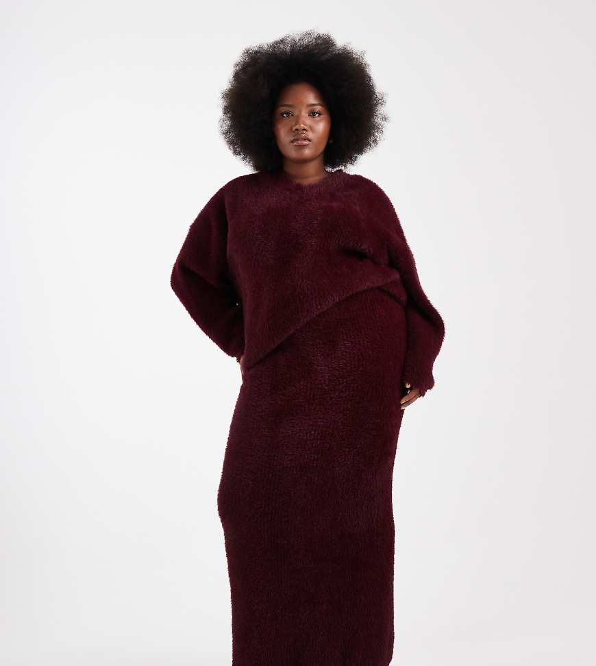 Renée Studio Plus - Exklusiver, flauschiger Bodycon-Strickrock in Burgunderrot, Kombiteil von Renee Studio