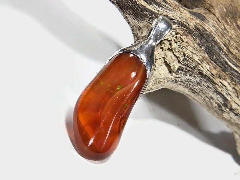 Tiefroter Feueropal Anhänger - 925Er Silber Unikat Echtschmuck Handarbeit von ReniJaniDesign