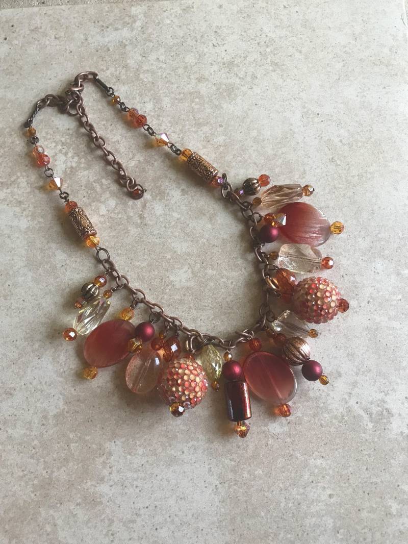 Chunky Orange Statement Kette Woth Recycelte Perlen Und Chunky Orange Statement Kette Woth Recycelte Perlen Und von RenovatedRETRO