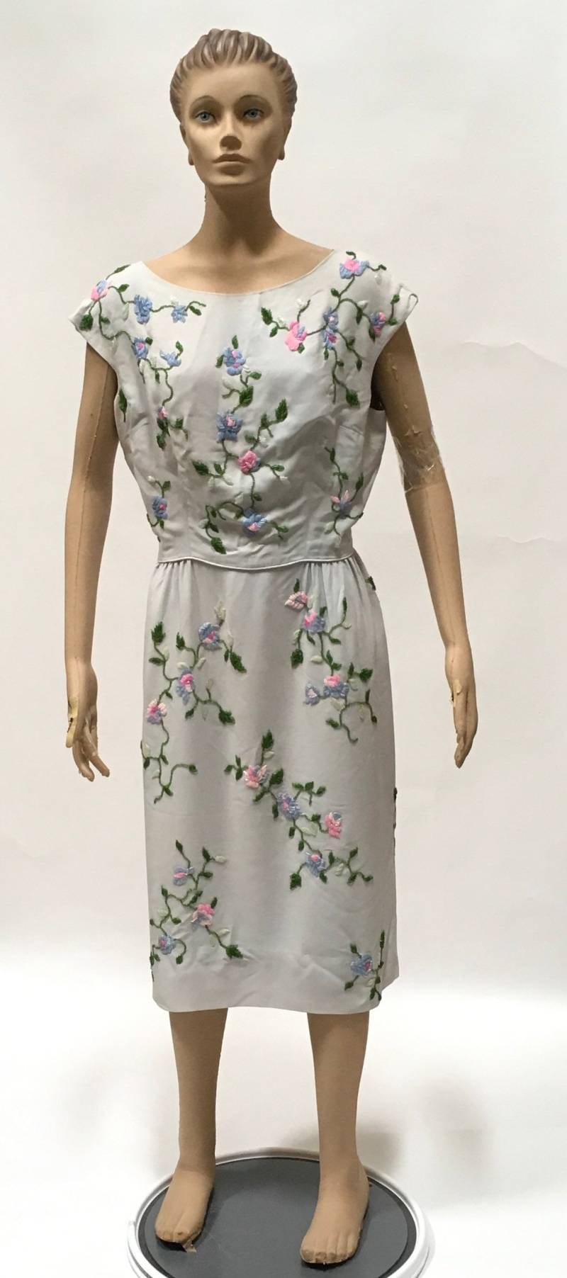 Plus Größe Hand Perlen Wiggle Kleid von ReoccuringDreams