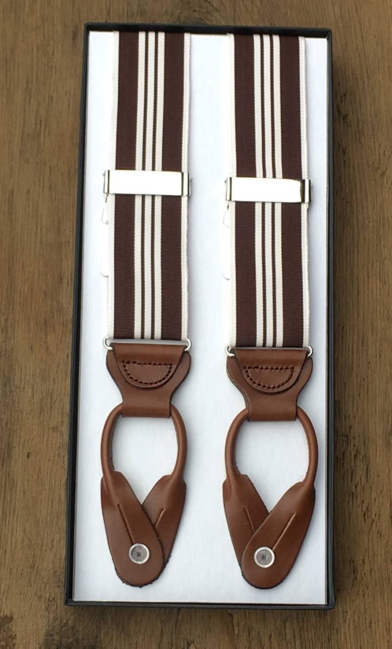 Sedgewick Stripe Suspenders - Braun Mit Pflanzlich Gegerbtem Leder Und Vintage-Band Hosenträger Perfekt Für Hochzeiten Oder Schwiegervatergeschenke Sedgewick Stripe Suspenders - Braun Mit Pflanzlich Gegerbtem Leder Und Vintage-Band Hosenträger Perfekt Für Hochzeiten Oder Schwiegervatergeschenke von RepealClub
