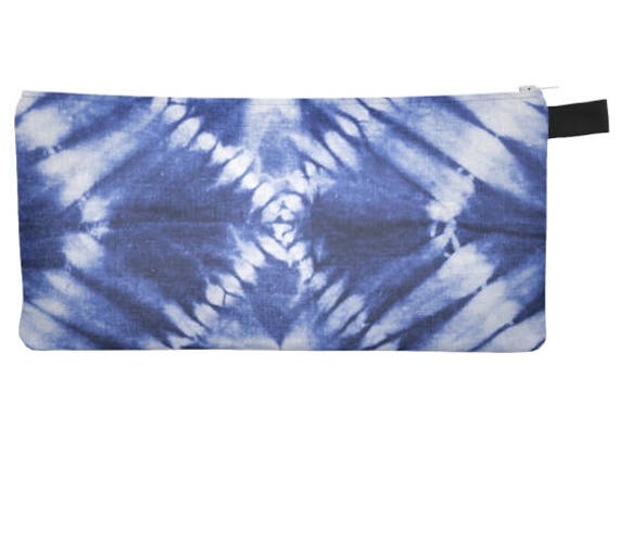 Shibori 16 Japanese Indigo Tie Dyed Bedruckte Kosmetiktasche, Make-Up-Tasche, Federmäppchen, Reißverschluss-Tasche, Make-Up-Veranstaltertasche von RepeatPatternCo