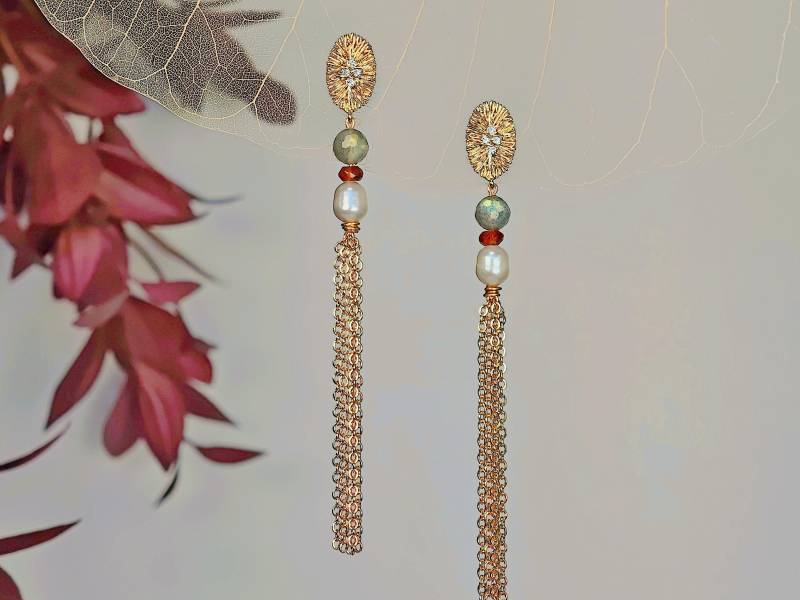 Golden Baroque Tassel Earrings - Labradorite, Brown Garnet & Pearl | Vintage Rococo Jewelry Elegant Handmade Gift von RepinArt