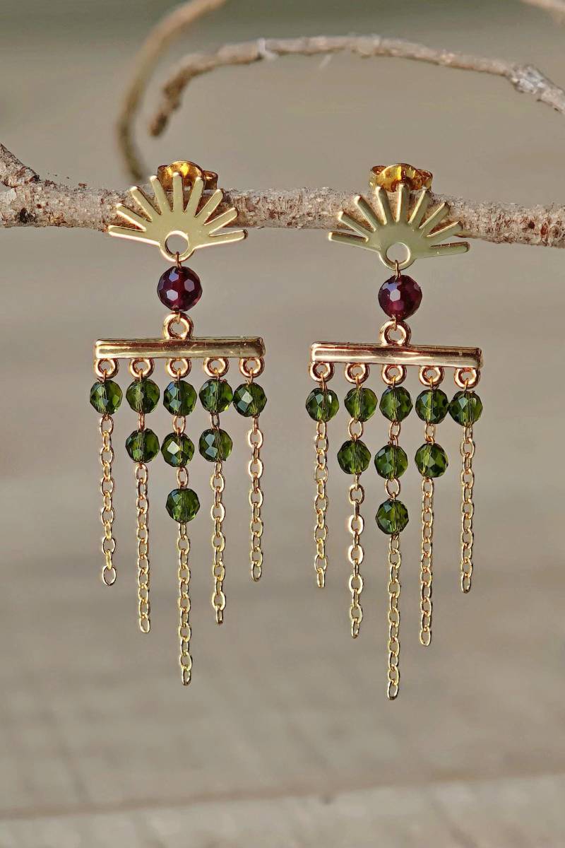 Boho Art Deco Earrings With Garnet & Green Crystal - Handmade Gold Plated Gemstone Dangle Nocturne Jardin D'ombre von RepinArt