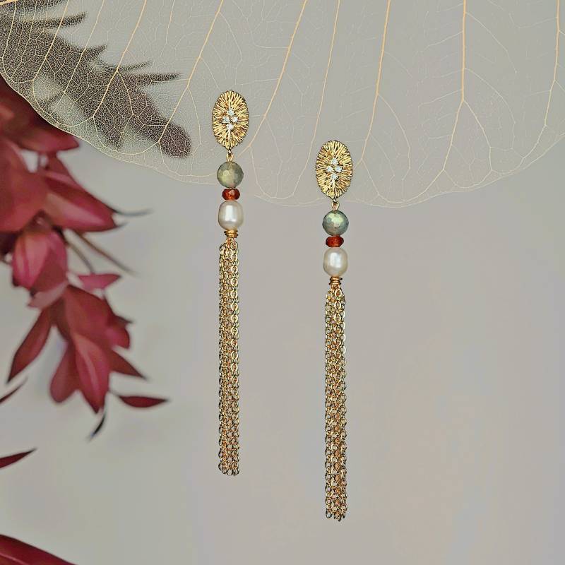 Vintage Gold Dangle Earrings With Labradorite, Garnet, Pearl & Zircon - Handmade Boho Statement Jewelry von RepinArt