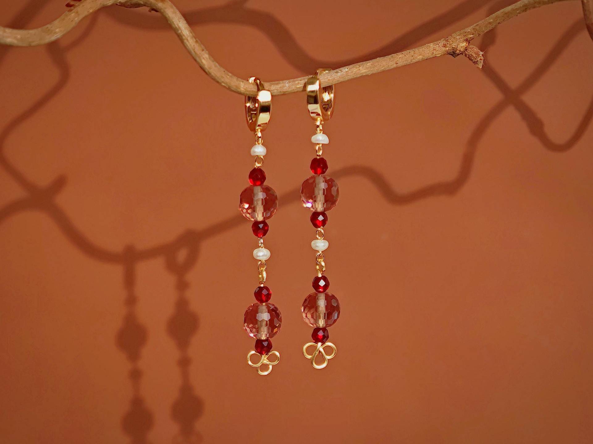 Zultanite Earrings With Real Pearl & Red Crystal - Vintage Inspired Dangle Earrings, Elegant Gemstone Jewelry, Handmade Gold Plated von RepinArt