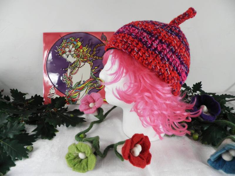 Rot Und Rosa Pixie Hut Größe M Hand Made Häkeln Erwachsene von Repsychological