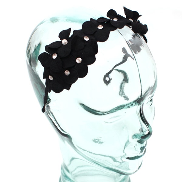 stirnband Mit Filzblume Und Juwelen Akzentuiert, Farbe Jet von RepublicofPigtails