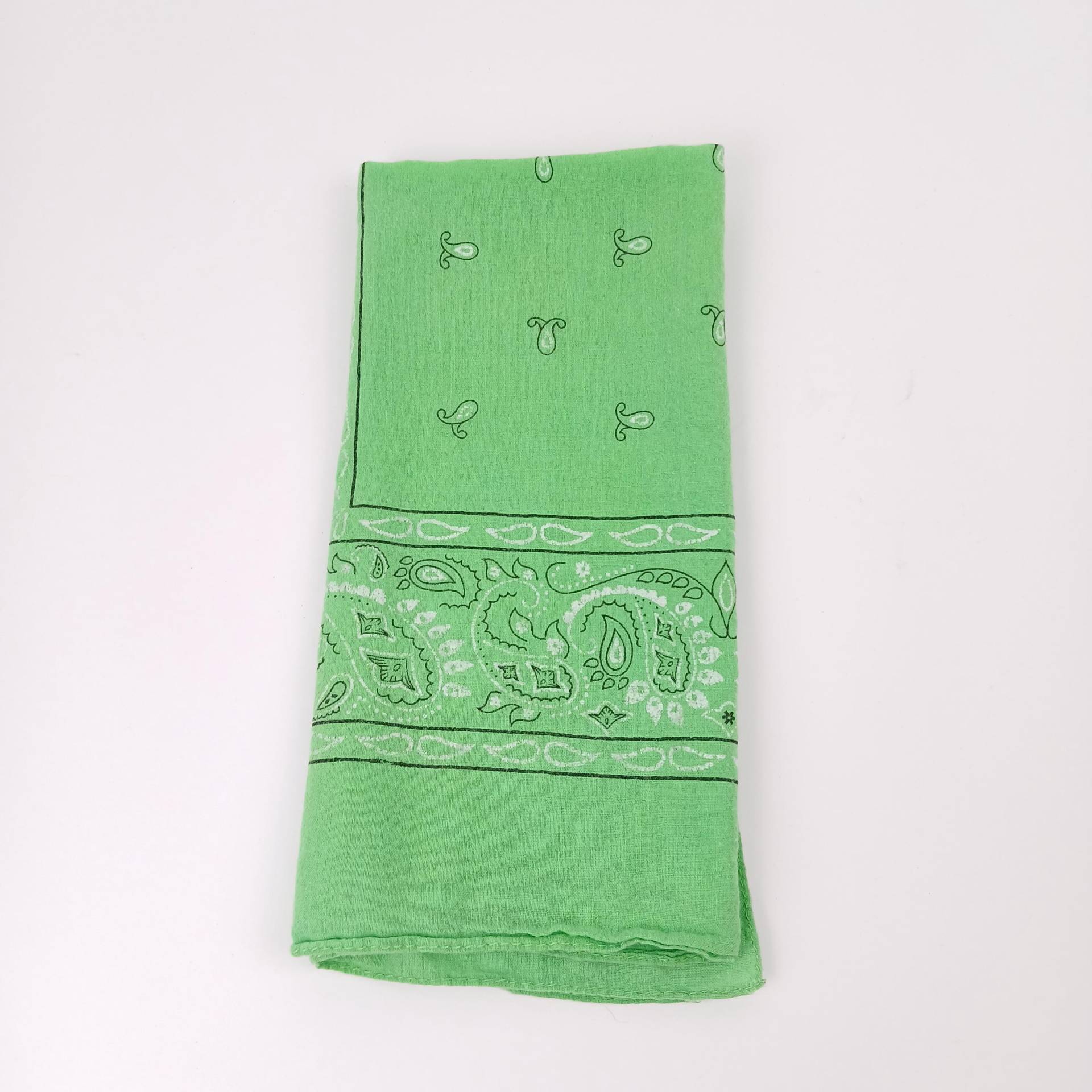 Vintage Grüne Bandana Baumwolle Paisley Taschentücher Hergestellt in Den Usa Western Wear Prairie Kleid Robustes Cowboy Landgut Erbstück Vintage Grüne Bandana Baumwolle Paisley Taschentücher Hergestellt in Den Usa Western Wear Prairie Kleid Robustes Cowboy Landgut Erbstück von ReservedForRoyalty
