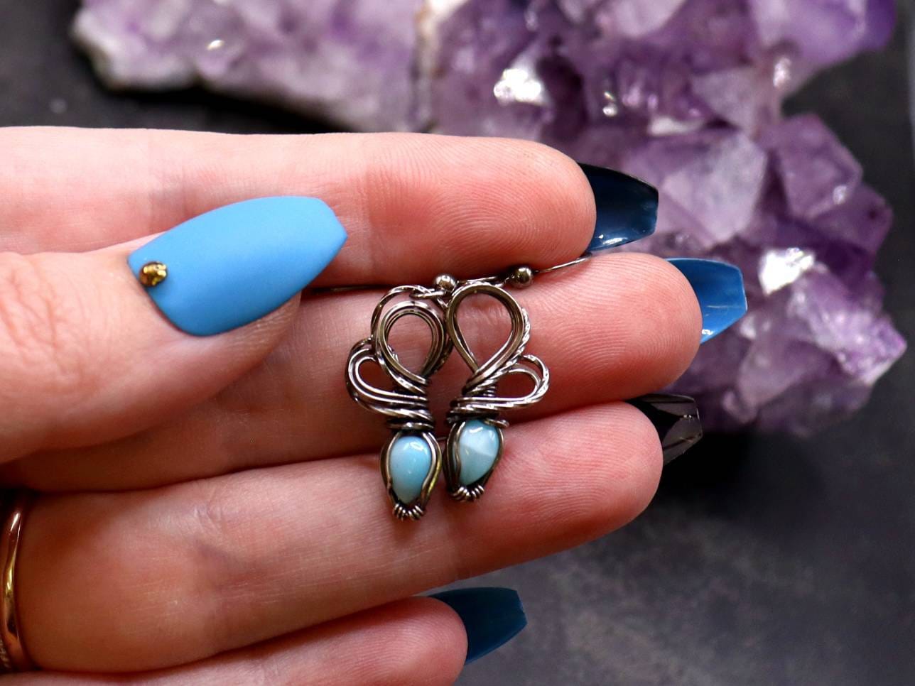 Zierliche Larimar Ohrhänger - Sterling Silber Ohrringe Himmelblaue Kristalle von ResilientJewelryShop