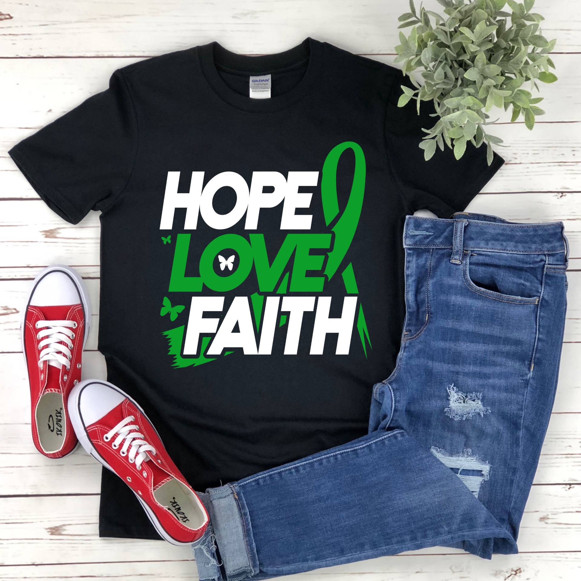 Hope Love Faith, Gehirn Injury Awareness, Support Squad Shirt, Verletzung Operation Kopf Verletzung Grünes Band Shirt Hope Love Faith, Gehirn Injury Awareness, Support Squad Shirt, Verletzung Operation Kopf Verletzung Grünes Band Shirt von Retailorie