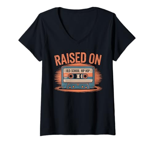 Damen Raised ON Old School HIP HOP Kassette Tape Rap Klassiker T-Shirt mit V-Ausschnitt Damen Raised ON Old School HIP HOP Kassette Tape Rap Klassiker T-Shirt mit V-Ausschnitt von Retro 80er Urban Style RAISED ON OLD SCHOOL HIP