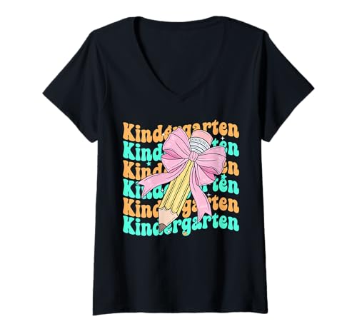 Damen Groovy Kindergarten Back to School erster Tag des Kindergartens T-Shirt mit V-Ausschnitt Damen Groovy Kindergarten Back to School erster Tag des Kindergartens T-Shirt mit V-Ausschnitt von Retro Groovy Back To School For Kids Girls Apparel