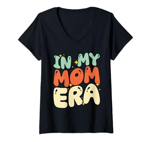 Damen In der Ära meiner Mutter Mama Mama Mutterschaft Groovy T-Shirt mit V-Ausschnitt von Retro Mother Graphics Gifts Mama Mom Mommy