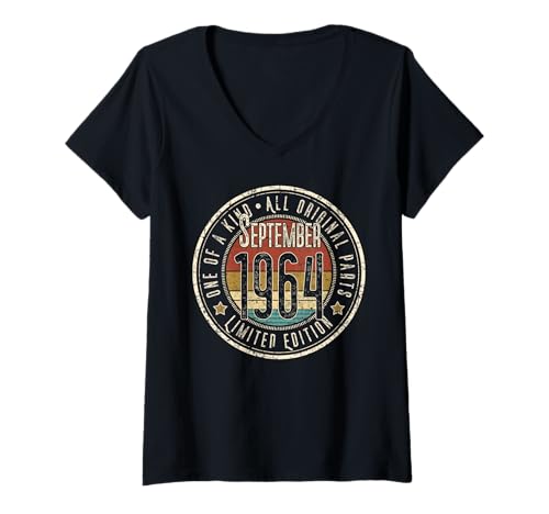 Damen 61. Geburtstag Vintage September 1964 Retro Limited Edition T-Shirt mit V-Ausschnitt von Retro September 1964 61st Birthday Apparel