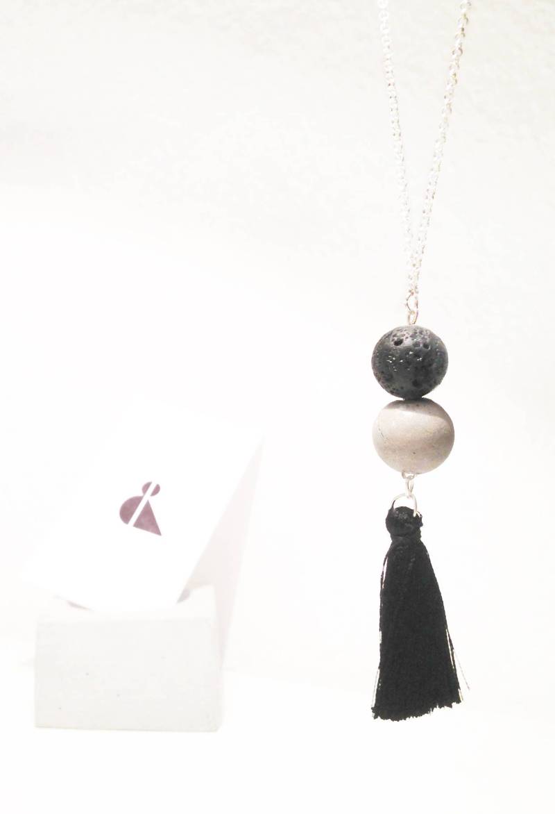 Nappine_Beton Halskette von RetroBottegaDesign