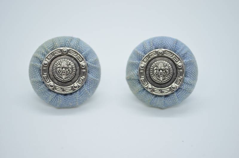 1980Er Jahre Löwenkopf & Denim-Ohrringe, Silber-Ton, Kreisförmig, Durchbohrt Ohrringe, Retro, 80Er Mode, Blue Jean Denim-Schmuck von RetroCatRevival