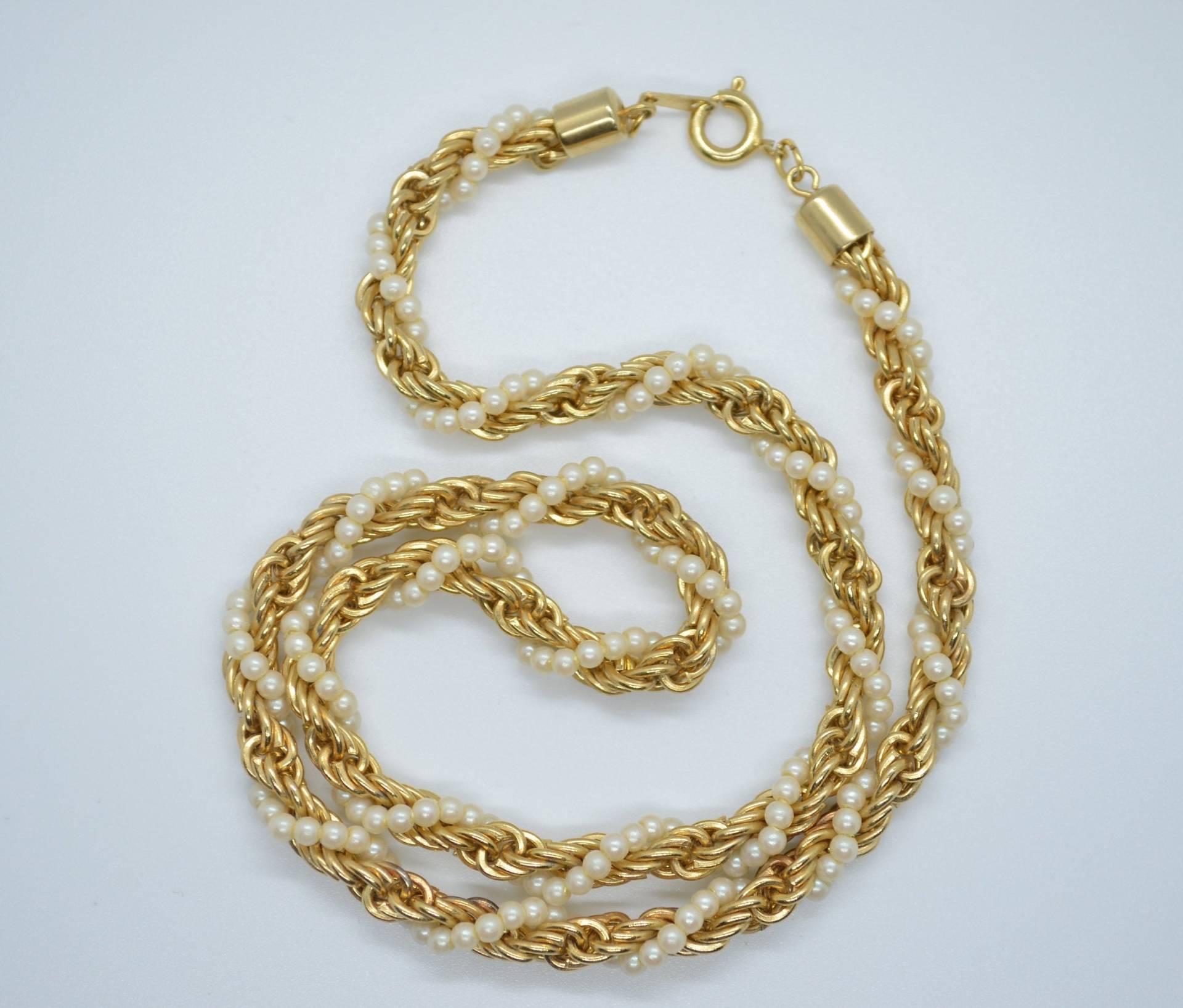 Vintage-Seil-Kette, 1980, Faux Perlenstrang, Gold-Ton von RetroCatRevival