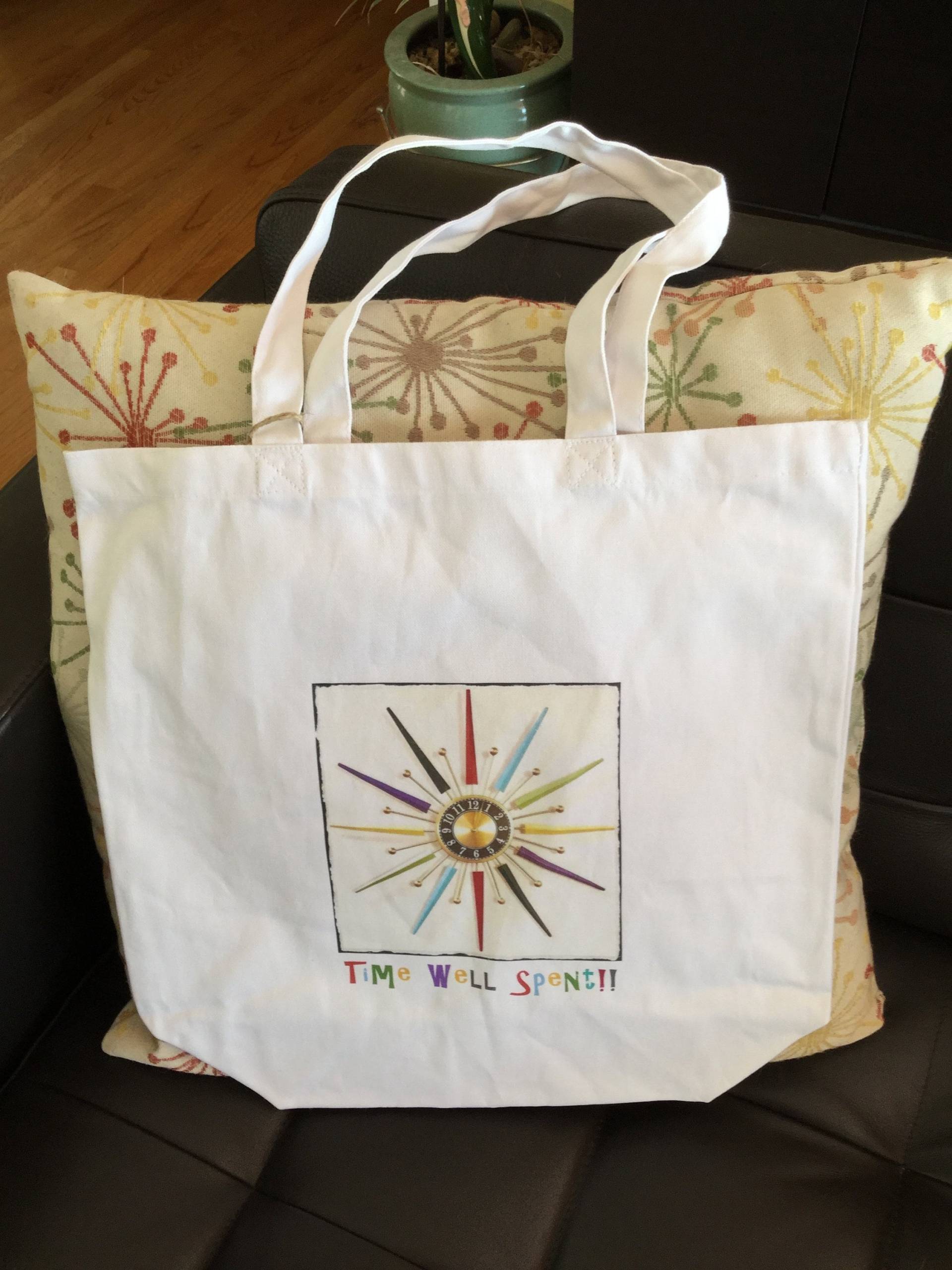 Farbe, Die Mir Mid Century Uhr Tote Gut Investierte Zeit Farbe, Die Mir Mid Century Uhr Tote Gut Investierte Zeit von RetroChiDesigns
