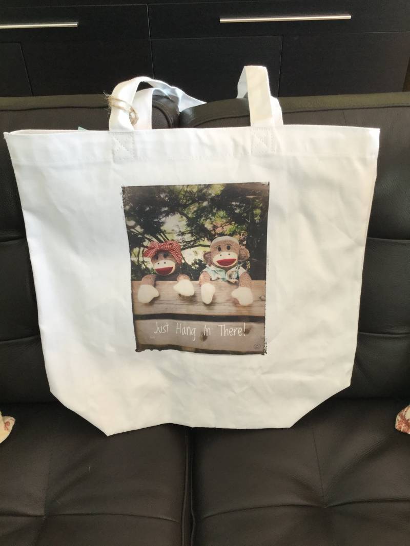Neu Rita Und Rudi, Sock Monkey Tote Neu Rita Und Rudi, Sock Monkey Tote von RetroChiDesigns