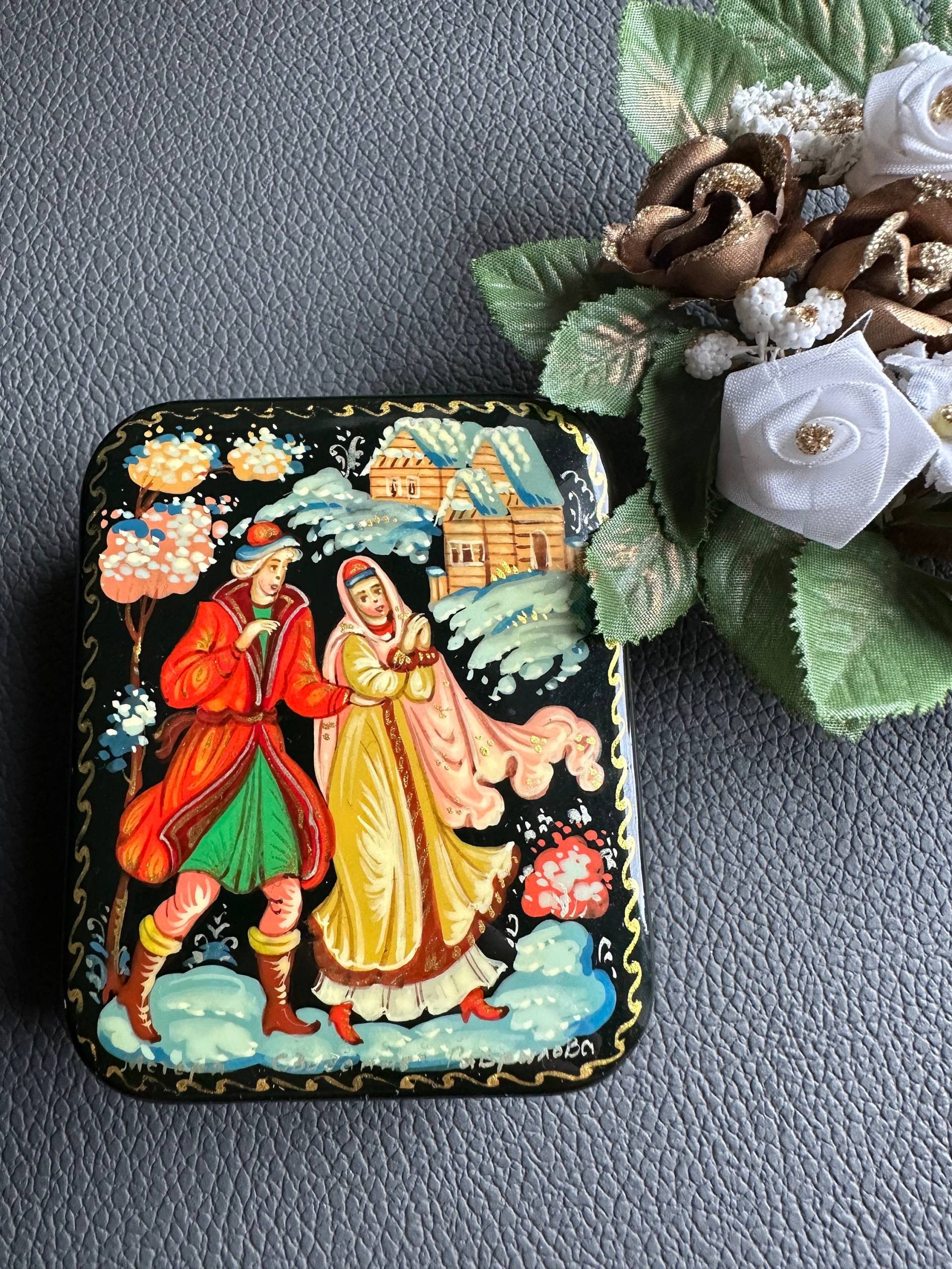 Vintage Miniatur Schöne Lackdose Mstera Udssr 1960Er Jahre Vintage Miniatur Schöne Lackdose Mstera Udssr 1960Er Jahre von RetroCommode