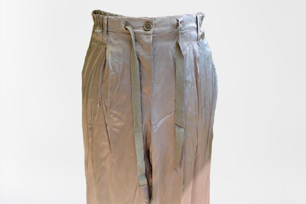 Beige Hose Vintage Frauen Locker Seidig Größe M L Geschenk Für Sie von RetroFashionistaShop