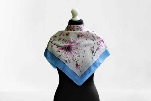 Blau Weißes Vintage Halstuch Rosa Floral Vtg Frauen 70S Geschenk Für Sie von RetroFashionistaShop
