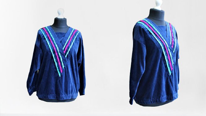 Blaue Bluse Pullover Vintage Velour Sweatshirt Samt Frau Sport 80' Übergroße von RetroFashionistaShop