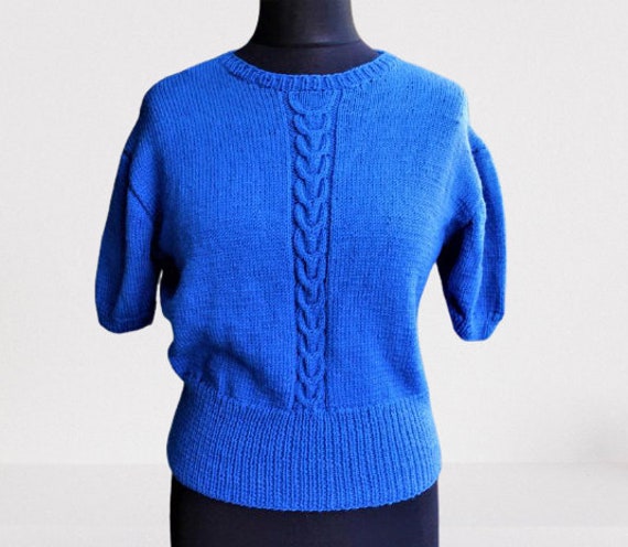Blauer Handgestrickter Pullover Kurze Ärmel Vintage 60Er Jahre Stil Top Bluse Geschenk Für Sie Gr. M L von RetroFashionistaShop