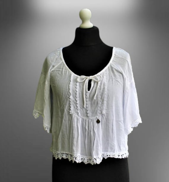 Bluse Weiß Sommer Vintage Locker Weit Jugendliche Shirt Spitze Größe Xs-S Made in Italy von RetroFashionistaShop