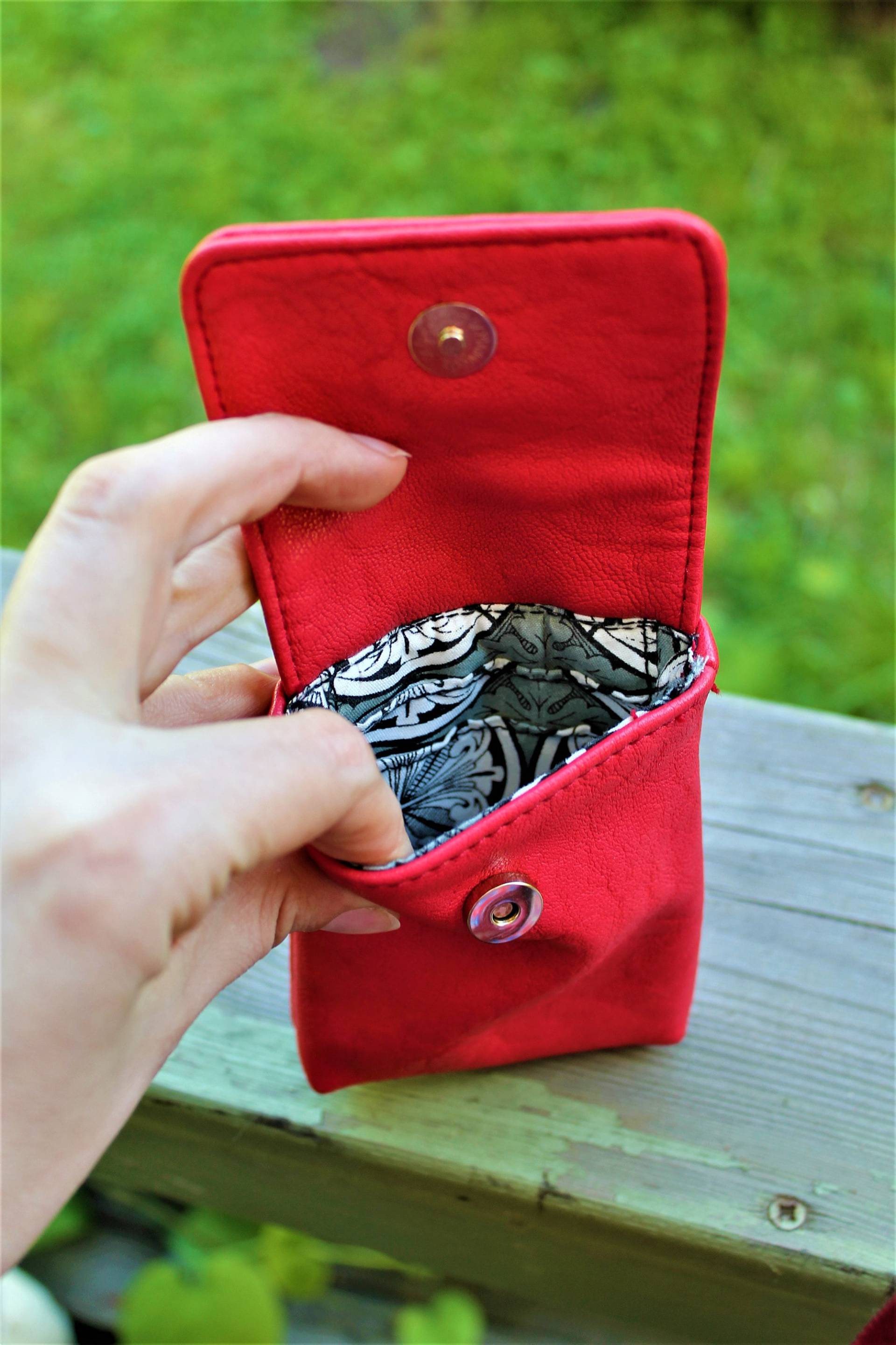 Rote Kleine Geldbörse Handy Schulter Frauen Puccini Vintage-Geschenk Für Sie von RetroFashionistaShop