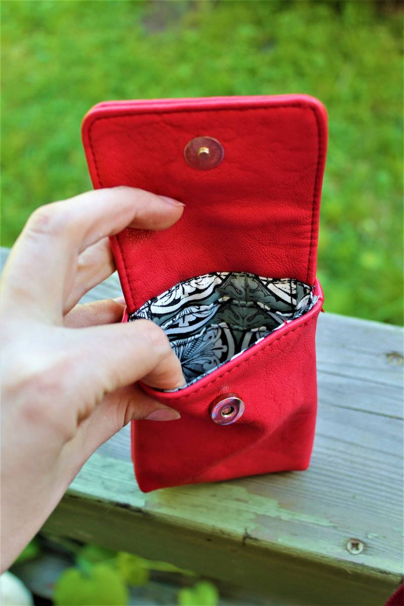 Rote Kleine Geldbörse Handy Schulter Frauen Puccini Vintage-Geschenk Für Sie von RetroFashionistaShop