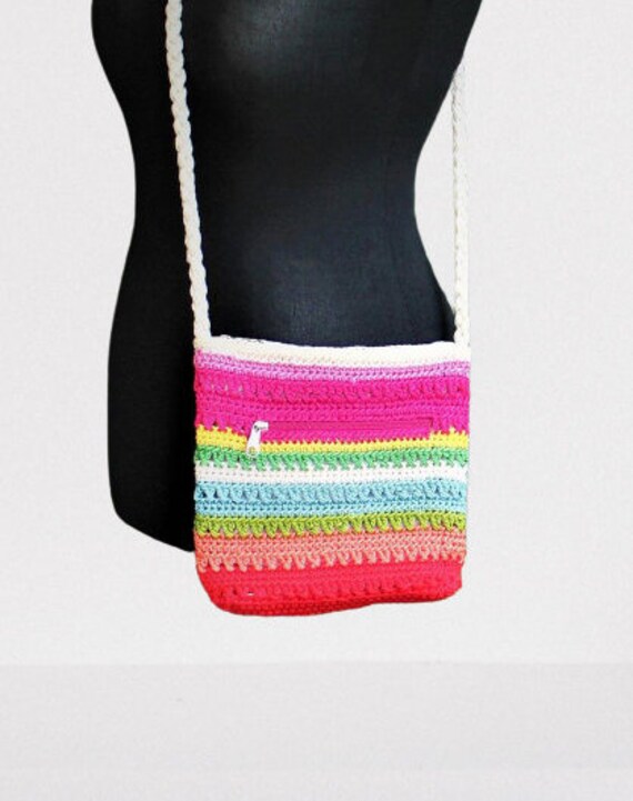 Tasche Schulter Rot Rosa Blau Regenbogen Häkeln Geldbörse Mit Reißverschluss Messenger Für Ihre Frauen Mädchen Geschenk Sie von RetroFashionistaShop