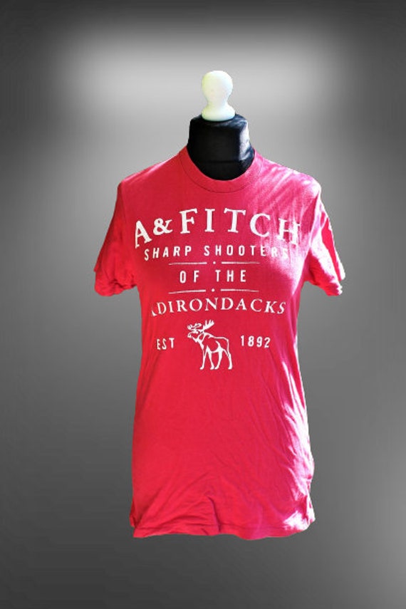 Vintage Rotes T-Shirt Frauen Männer Unisex T-Shirts Baumwolle Mit Druck Größe M Abercrombie Fitch von RetroFashionistaShop