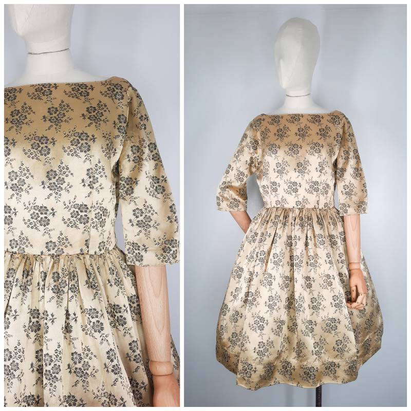 Vintage 50Er Jahre Brokat Gold & Schwarz Blumen Cocktailkleid Gr Xs 1950Er Vintage 50Er Jahre Brokat Gold & Schwarz Blumen Cocktailkleid Gr Xs 1950Er von RetroRouteVintage