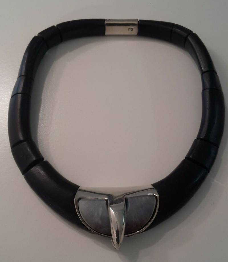 Collier Der Extraklasse Von Rolf Meier Basel Ebenholz Perlmutt Silber von Retroimtrend
