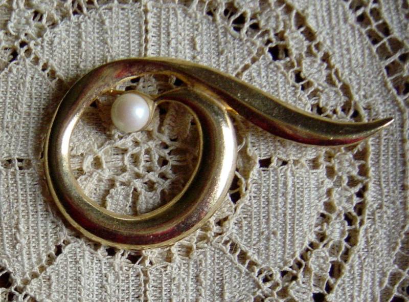 Vintage Brosche 1960Er 1970Er Jahre Mod Gold Perle Pin Perlenkern Mode von Retromagination