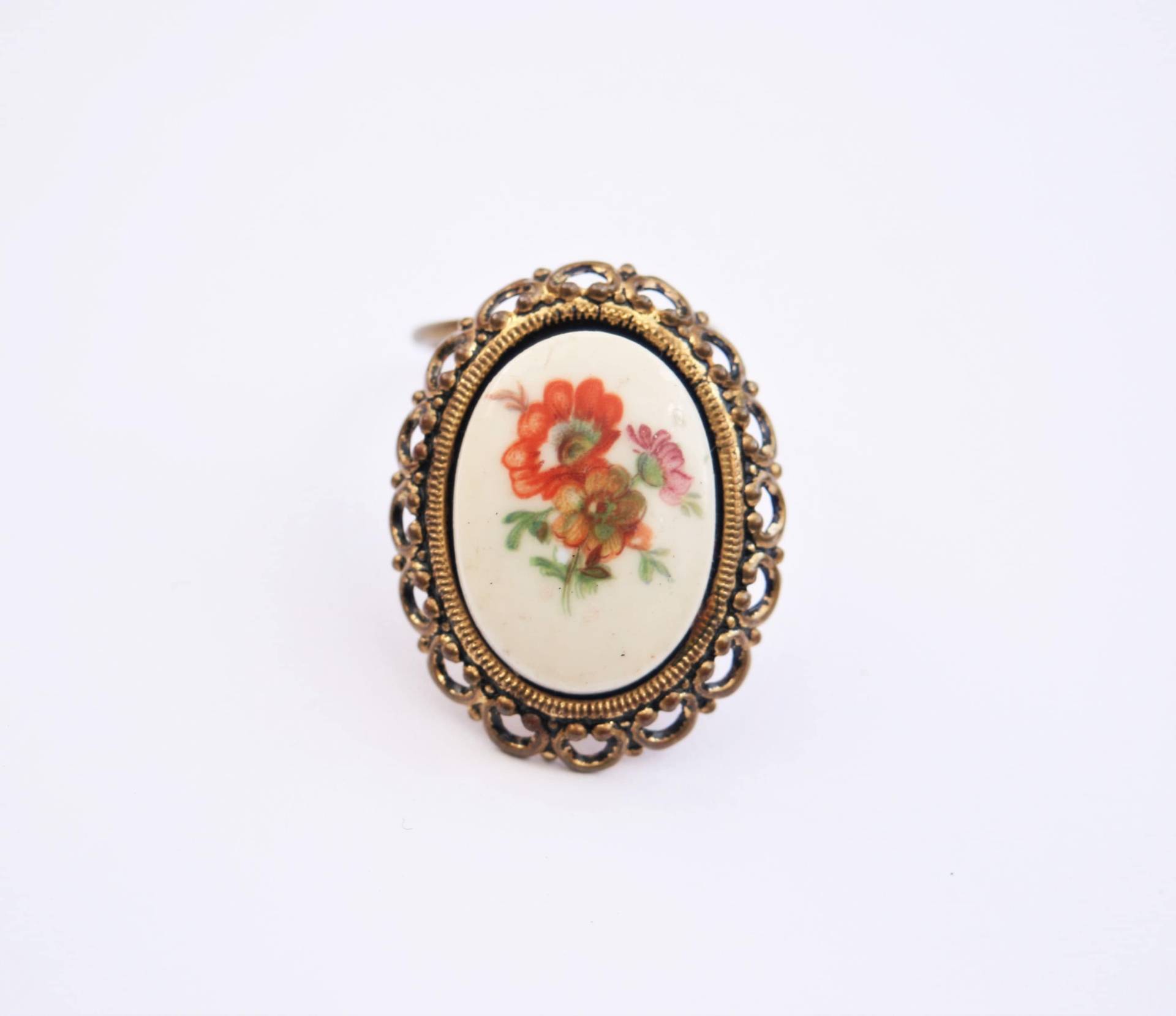Vintage Blumen Cameo Schal-Clip Vergoldetes Accessoire Der 1960Er Jahre Vintage Blumen Cameo Schal-Clip Vergoldetes Accessoire Der 1960Er Jahre von RetroroxJewellery