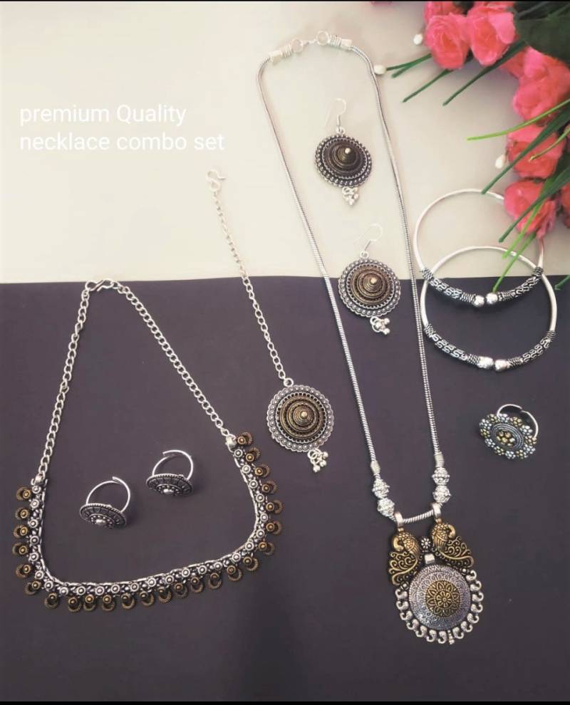 Designer Gold & Silber Oxidierte Schmuck Combo Set Lange Halskette Kronleuchter/Baumeln Ohrringe Kada | Armbänder Zehenringe Boho von Revajewellery