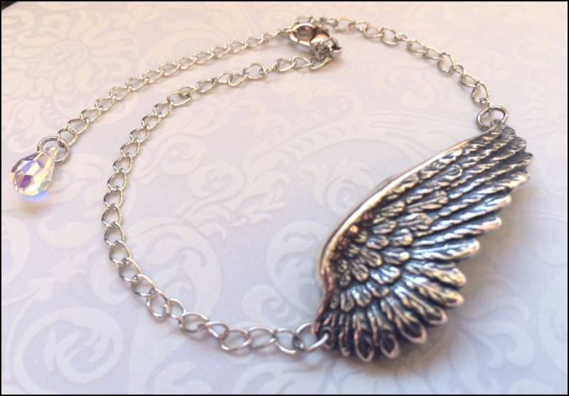 Engel-Flügel-Armband-Silber-Flügel-Schmuck, Engel Flügel Anhänger, Swarovski Kristall Akzent, Perfektes Geschenk Für Ihre Adjustable Armband, Silber von RevelleRoseJewelry