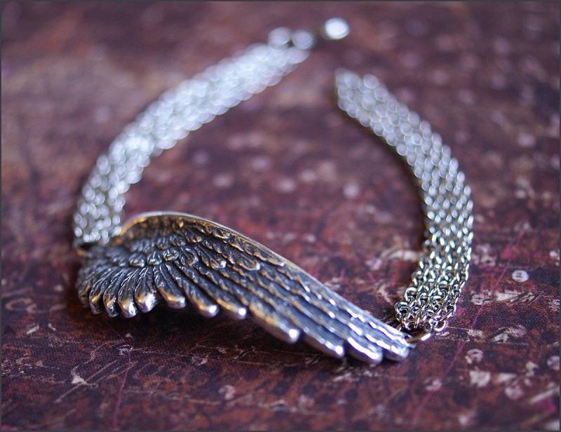 Engelsflügel Armband-Silber Flügel Schmuck-Detailed Anhänger, Wunderschöne Geschenk Schwester, Mutter, Freundin, Frau, Für Immer Silber Schmuck von RevelleRoseJewelry