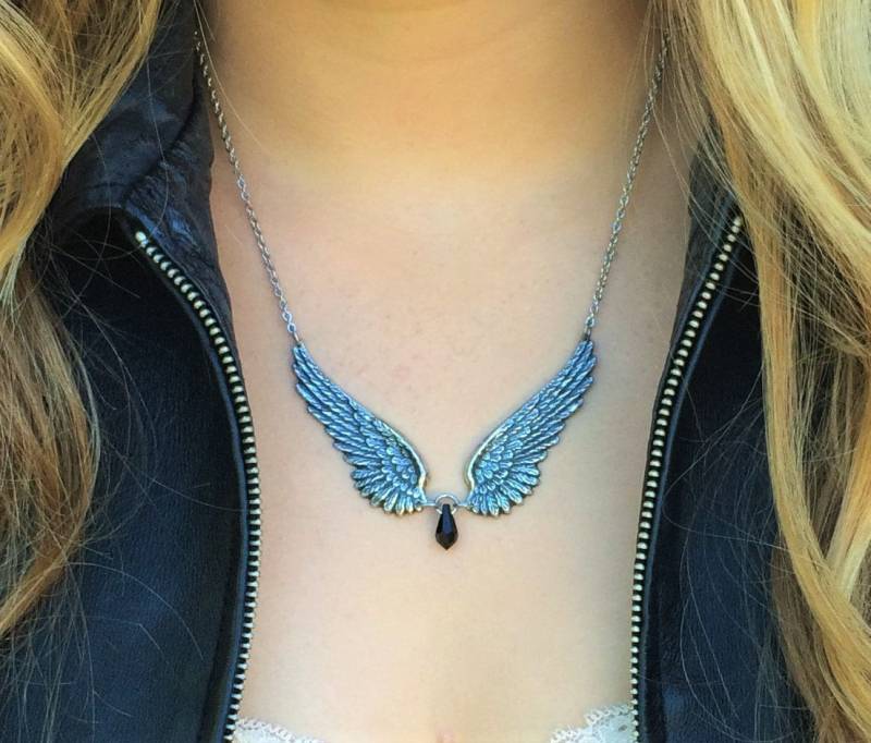 Engel Flügel Halskette-Silber Schmuck, Anhänger Halskette, Silber Personalisierte Swarovski-Kristall Geschmückt, Perfekt von RevelleRoseJewelry