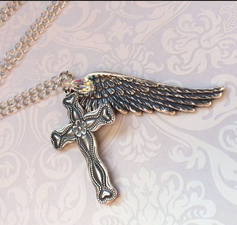 Flügel Kreuz Halskette, Silber Engel Schmuck, Glaube Wunderschöne Anhänger Halskette Mit Swarovski Kristall Geschenk von RevelleRoseJewelry
