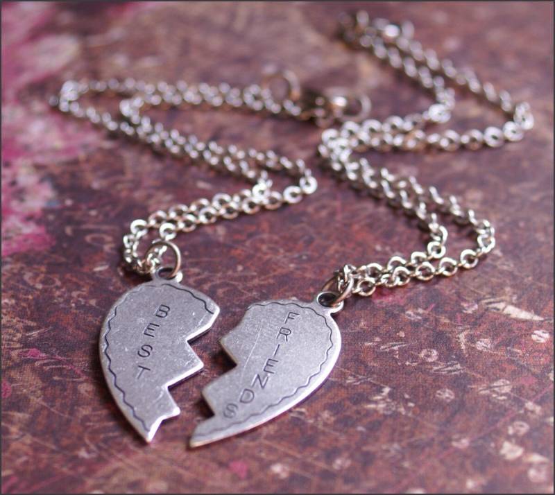 Freundschaft Armband-Zwei Silberne Armbänder Set-Schwester, Freund, Mutter, Tochter Geschenk "Beste Freunde" Von Revellerosejewelry von RevelleRoseJewelry