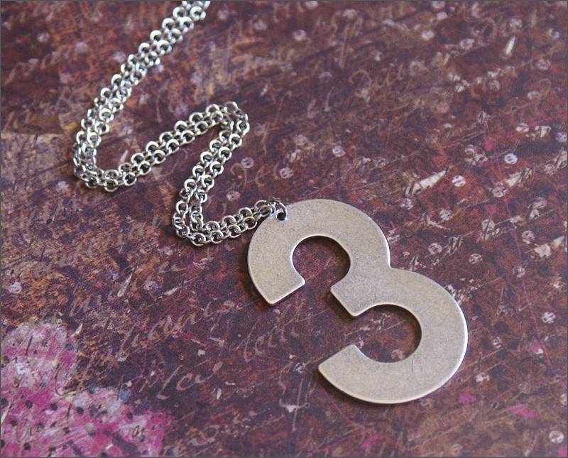 Number 3 Three Halskette Silber Lucky Großer Anhänger -'third Time's A Charm' -Fun, Einzigartige, Chic Geschenk von RevelleRoseJewelry