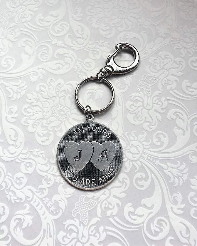 Paares Personalisierte Schlüsselanhänger, Freund Freundin Paare Geschenk, Seine Ihr Freundgeschenk, Ich Bin Dein Du Bist Mein von RevelleRoseJewelry