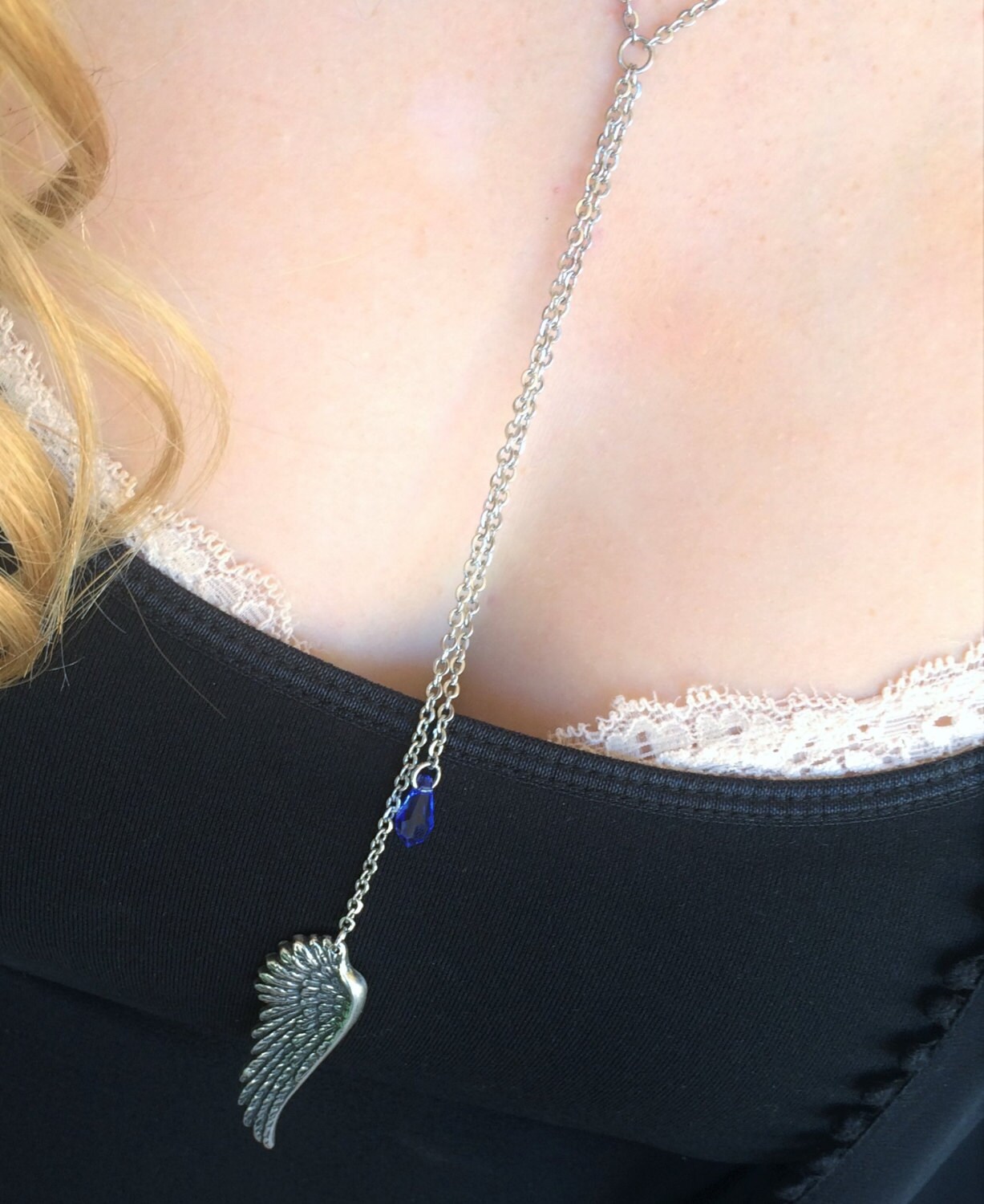 Silber Y Halskette-Engel Flügel Halskette, Lariat Tropfen Engel Schmuck, Femininer Swarovski Kristall von RevelleRoseJewelry