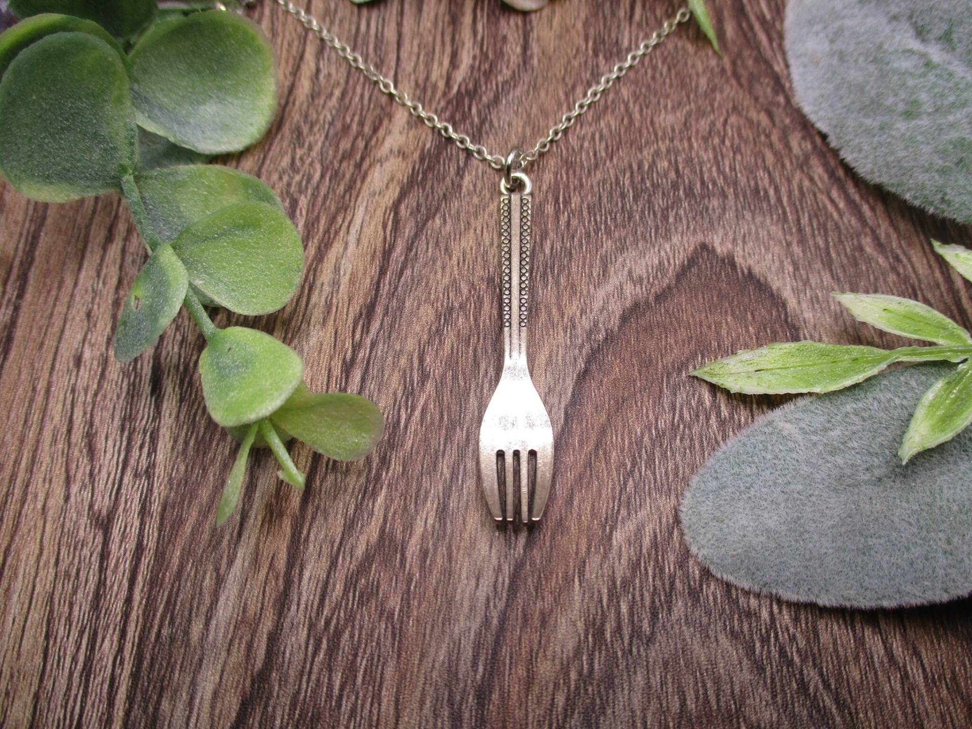 Gabel Halskette, Lebensmittel Schmuck, Utensil Küchen Koch Geschenk, Foodie Geschenke, Halskette von RevelryJewelry