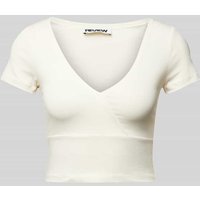 Review Cropped T-Shirt mit V-Ausschnitt in Offwhite, Größe XL von Review